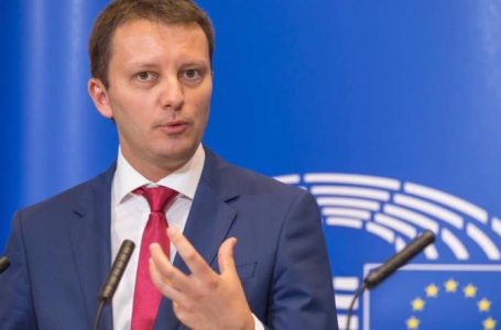 Siegfried Muresan: „Este prima data cand Parlamentul European adopta o pozitie oficiala despre Revolutia Romana”